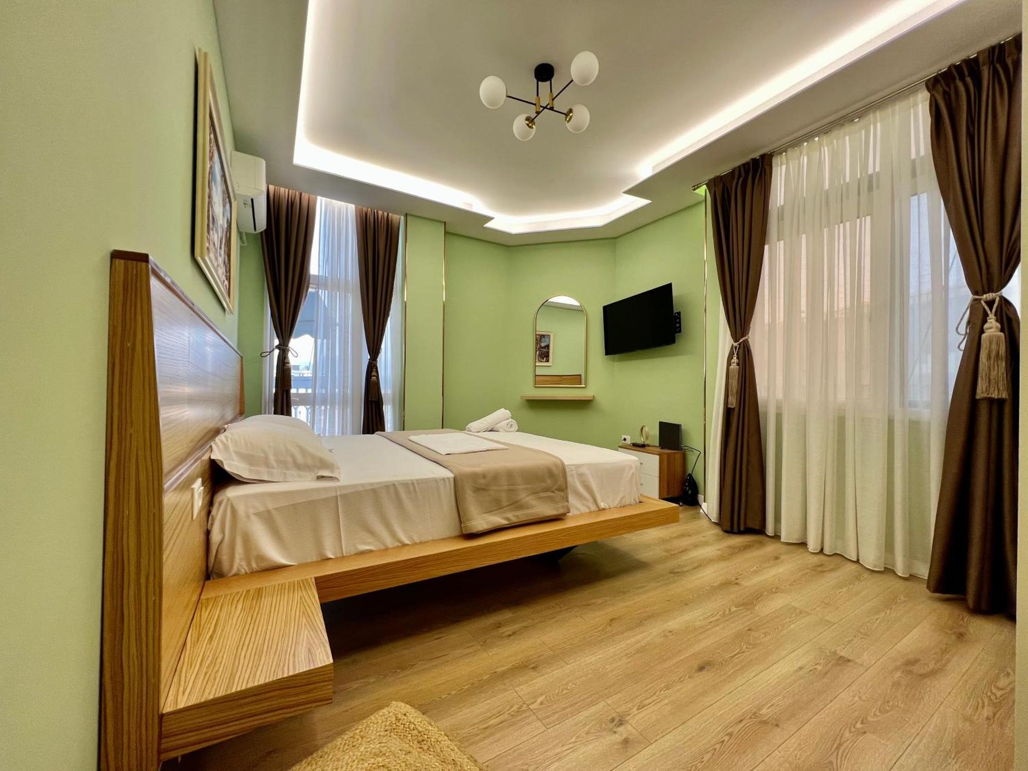 Spiranca Luxury Suites Tirana Room photo