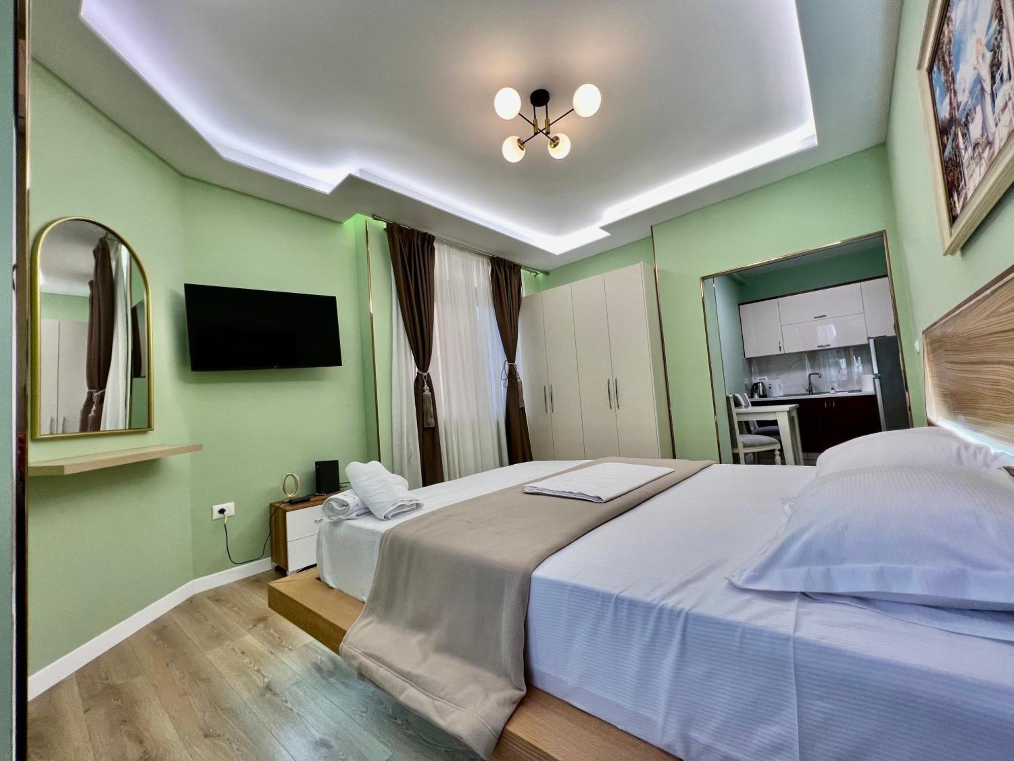 Spiranca Luxury Suites Tirana Room photo